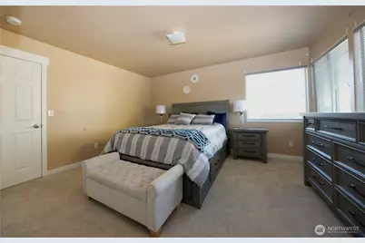 11031 Cornell Avenue S, Seattle, WA 98178 - Photo 6