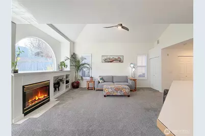 5807 14th Drive W, Everett, WA 98203 - Photo 8