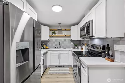 5603 239th Place SW, Mountlake Terrace, WA 98043 - Photo 4