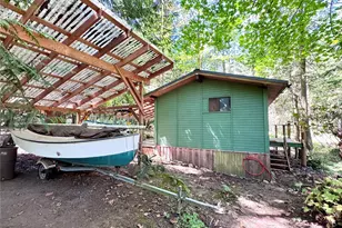 153 Chinook Way, Center Island, WA 98221 - Photo 18