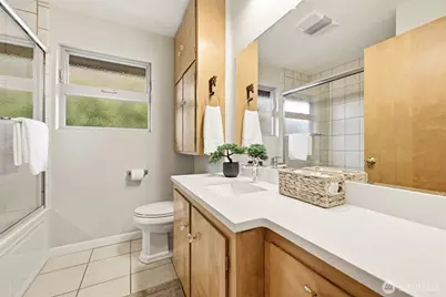 4019 SW Henderson Street, Seattle, WA 98136 - Photo 20