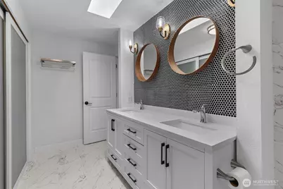 2219 14th Avenue W #405, Seattle, WA 98119 - Photo 24