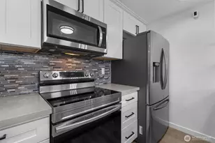 2219 14th Ave W, Seattle, WA 98119 - Photo 12