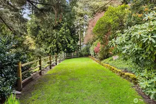 8440 W Mercer Way, Mercer Island, WA 98040 - Photo 20