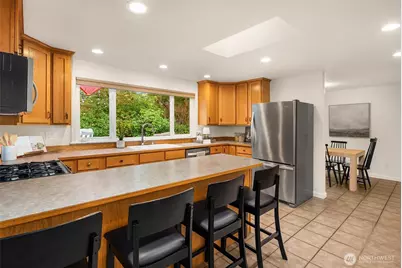 19814 10th Drive SE, Bothell, WA 98012 - Photo 12