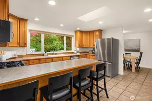 19814 10th Dr SE, Bothell, WA 98012 - Photo 12