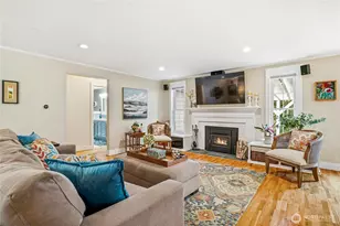 18903 127th Pl SE, Renton, WA 98058 - Photo 4