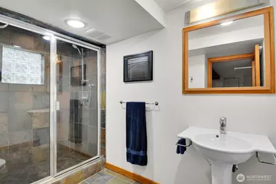 4738 35th Avenue NE, Seattle, WA 98105 - Photo 24