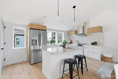 6511 19th Avenue NW, Seattle, WA 98117 - Photo 4