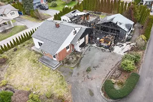 24005 76th Ave W, Edmonds, WA 98026 - Photo 1