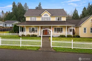 4484 Benita Pl NE, Bremerton, WA 98310 - Photo 2