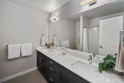 14517 1st Avenue NE #D, Shoreline, WA 98155 - Photo 14