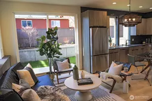 4217 S Findlay St, Seattle, WA 98118 - Photo 2