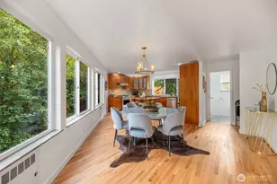 2708 NE 98th St, Seattle, WA 98115 - Photo 16