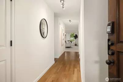 6369 Sand Point Way NE, Seattle, WA 98115 - Photo 2