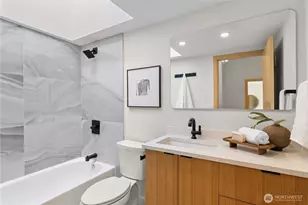 7036 NE 161st St, Kenmore, WA 98028 - Photo 14