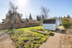 1107 W 16th St, Port Angeles, WA 98363 - Photo 32