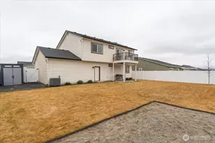 2479 3rd St SE, East Wenatchee, WA 98802 - Photo 36