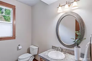 24502 NE 27th Pl, Sammamish, WA 98074 - Photo 18