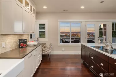 6016 Princeton Avenue NE, Seattle, WA 98115 - Photo 10