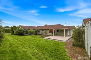 2602 Hillside Ln, Everett, WA 98203 - Photo 30