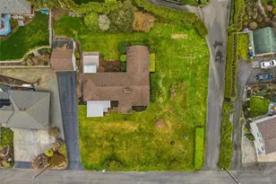 2602 Hillside Ln, Everett, WA 98203 - Photo 34