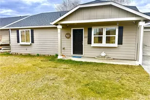 830 S Blessing St, Moses Lake, WA 98837 - Photo 1