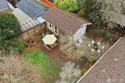 7027 Alonzo Avenue NW, Seattle, WA 98117 - Photo 32