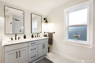 920 N 75th St, Seattle, WA 98103 - Photo 24