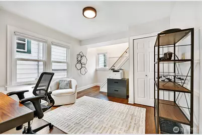 920 N 75th Street, Seattle, WA 98103 - Photo 20