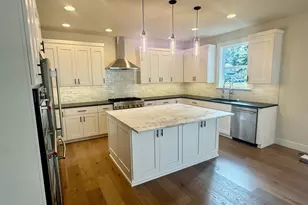 9207 NE 175th St, Bothell, WA 98011 - Photo 6