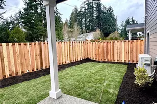 9207 NE 175th St, Bothell, WA 98011 - Photo 30