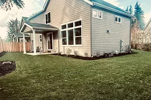 9207 NE 175th St, Bothell, WA 98011 - Photo 28