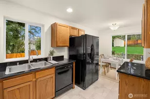 3616 W Arsenal Way, Bremerton, WA 98312 - Photo 12