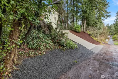 3616 W Arsenal Way, Bremerton, WA 98312 - Photo 32