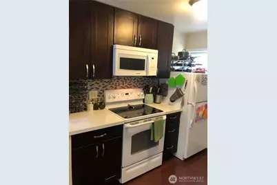 6519 4th Avenue NE, Seattle, WA 98115 - Photo 32