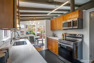 3538 SW Rose St, Seattle, WA 98126 - Photo 10