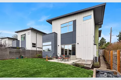 2449 S Spencer Street, Seattle, WA 98108 - Photo 38