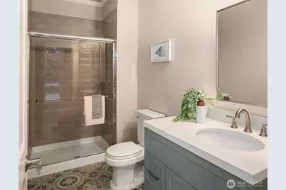 510 215th Court SE, Sammamish, WA 98074 - Photo 16