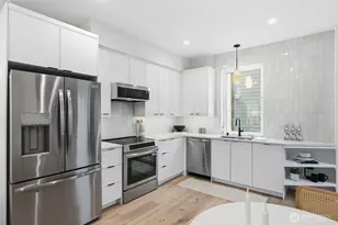 6513 19th Ave NW, Seattle, WA 98117 - Photo 8