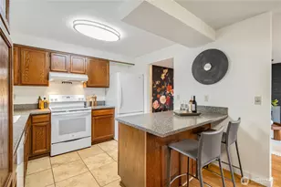 7317 30th Ave SW, Seattle, WA 98126 - Photo 8