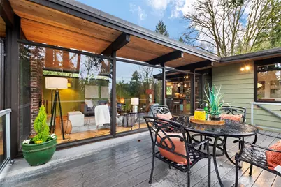 18407 51st Place NE, Lake Forest Park, WA 98155 - Photo 4