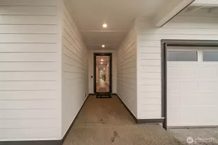 14830 205th Ave Ct E, Bonney Lake, WA 98391 - Photo 2