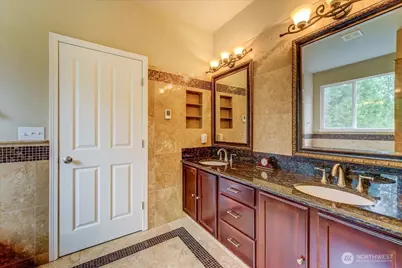 2462 172 Avenue NE, Redmond, WA 98052 - Photo 18