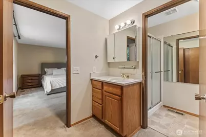 8201 181st Place SW, Edmonds, WA 98026 - Photo 20