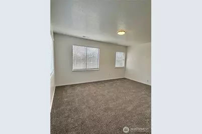 3995 Chico Way NW, Bremerton, WA 98312 - Photo 12