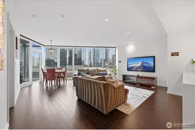 10700 NE 4th Street #1006, Bellevue, WA 98004 - Photo 4