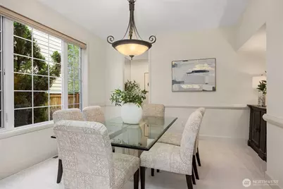 1306 275th Place SE, Sammamish, WA 98075 - Photo 6