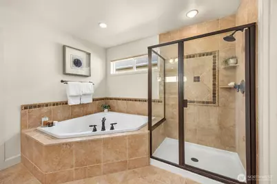 1306 275th Place SE, Sammamish, WA 98075 - Photo 22