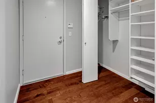 500 Aloha St, Seattle, WA 98109 - Photo 26